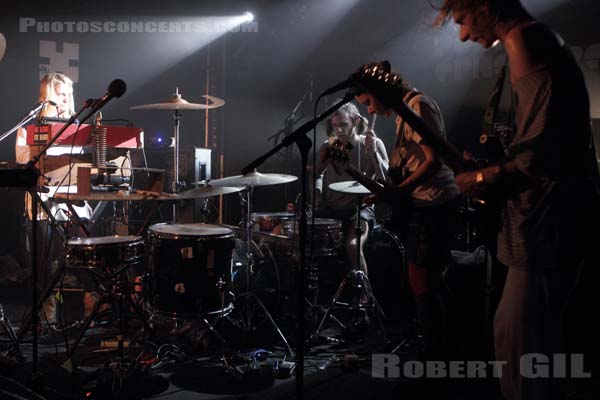 HEADWAR - 2014-11-20 - PARIS - Point Ephemere - Nicolas Belvalette - Carine Donneger - Claire Gapenne - Romain Simon